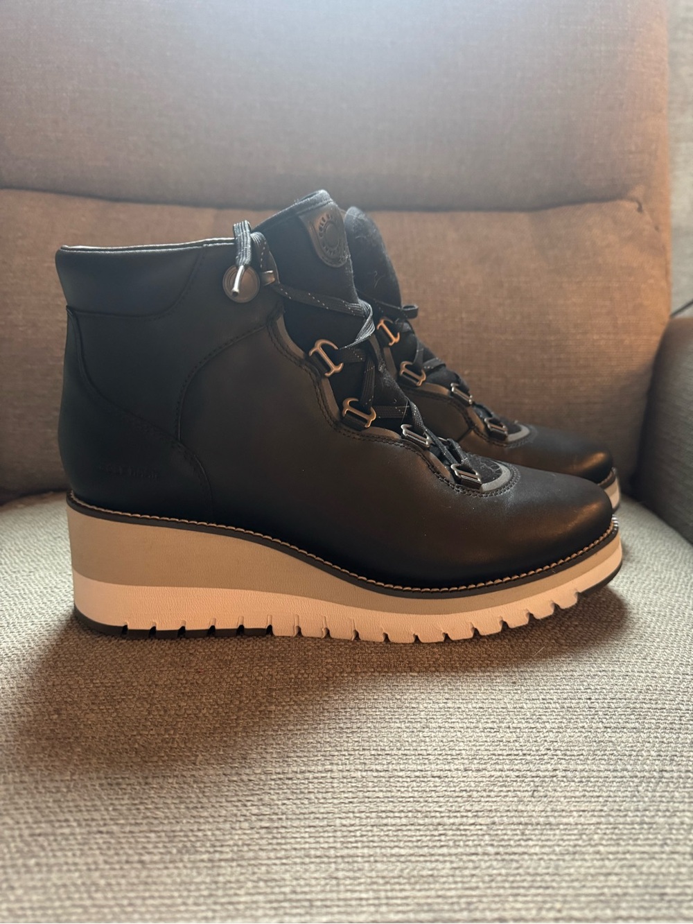 Cole Haan Black zag City Wedge Platform Ankle Boots - Women 9.5